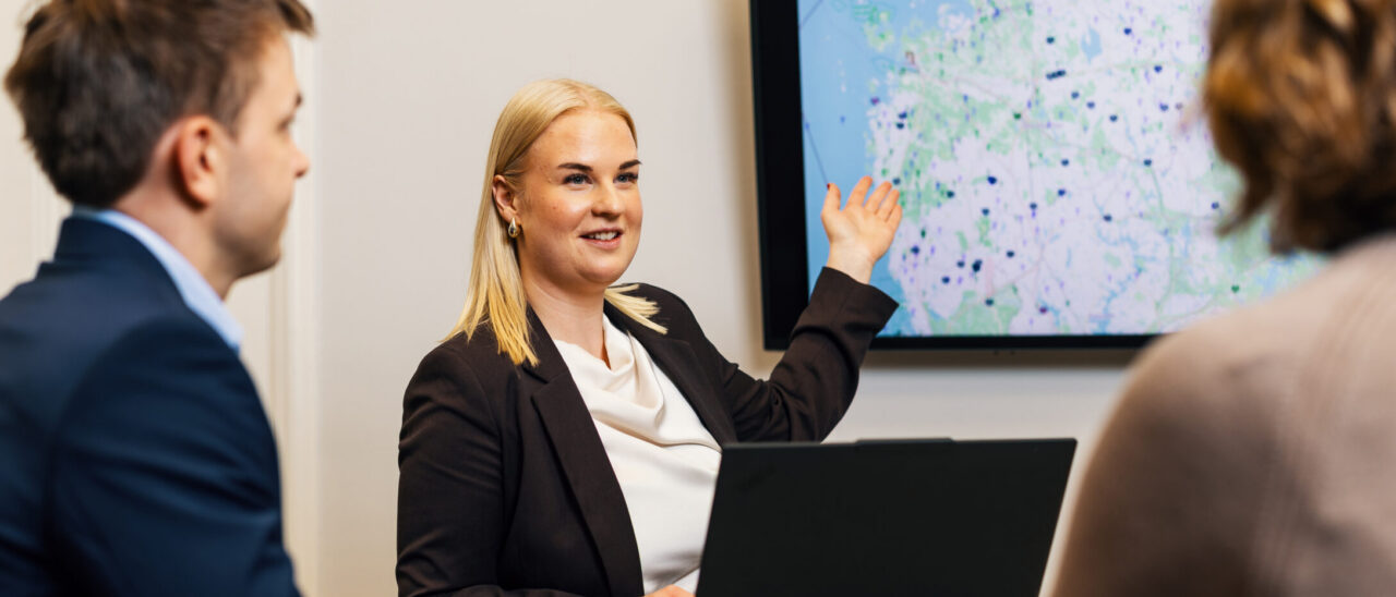 0X3A0438